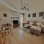 Near The Cathedral Lacuevitadeleo * Toledo