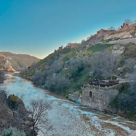 아파트 Near The Cathedral Lacuevitadeleo